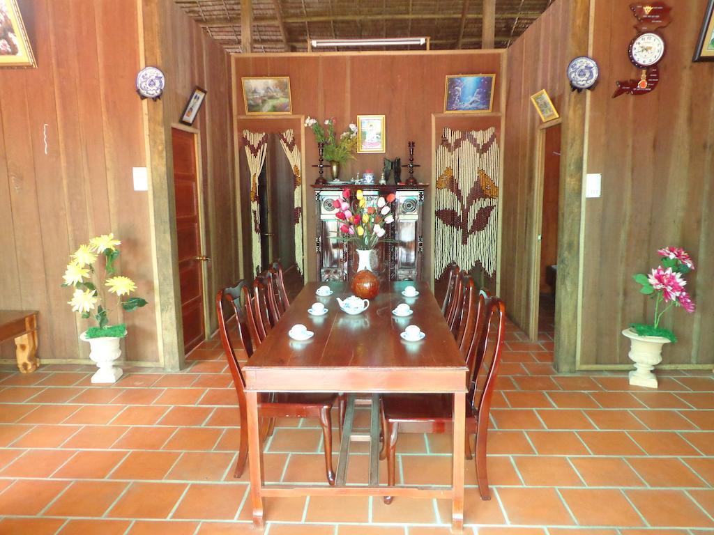 Phuong Thao Homestay Vinh Long Exterior photo